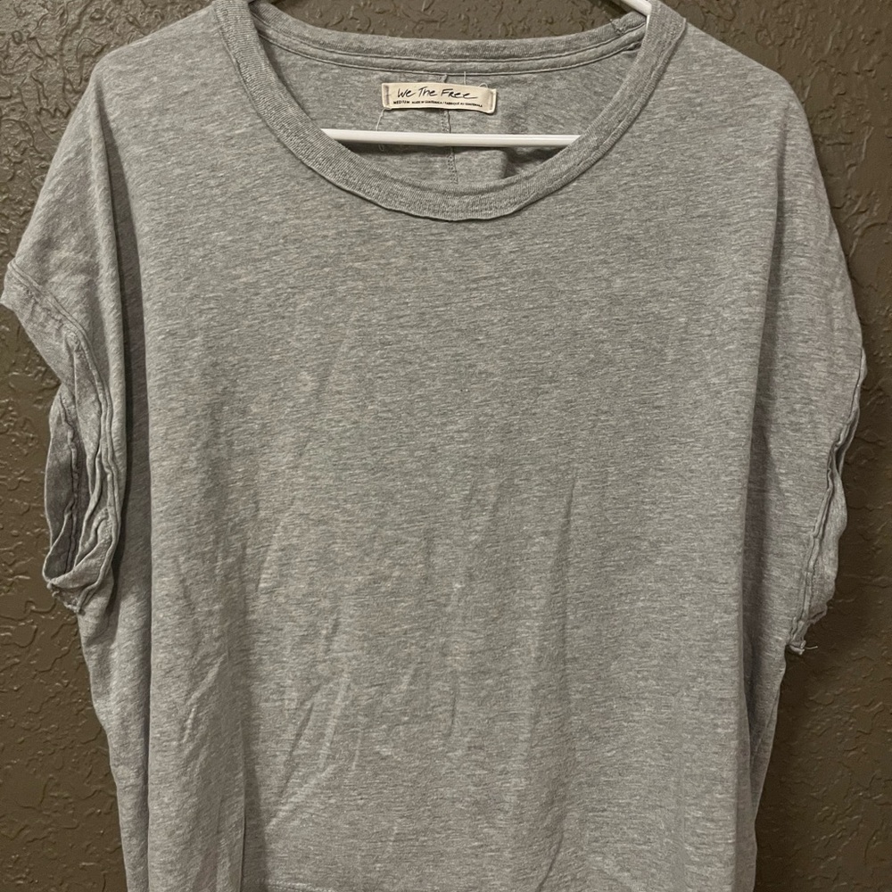 We The Free Gray Short Sleeve Tee